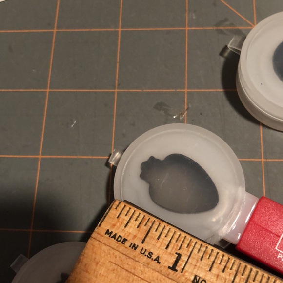 4. Sizzix Paddle Punch Positionable Hand Punch dies - Picture 13 of 15